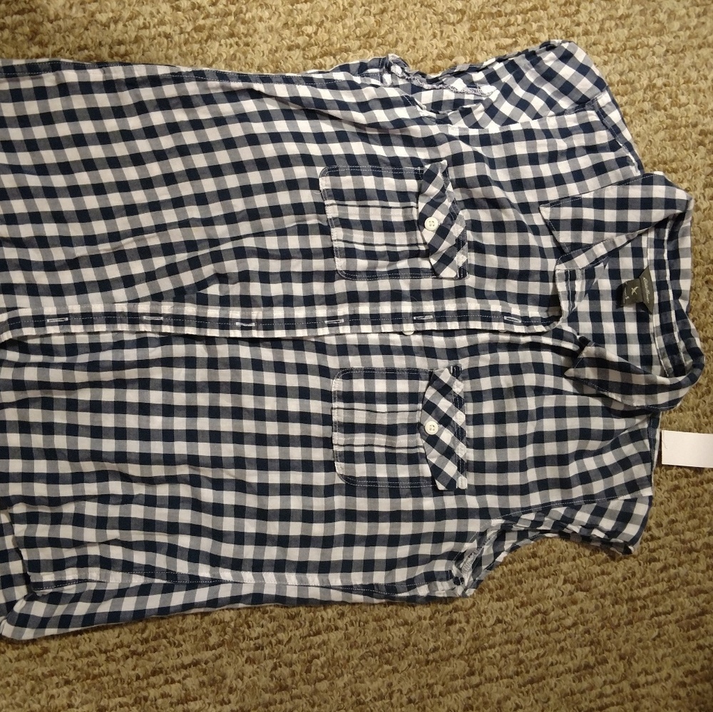 Small Eddie Bauer sleeveless button-up top